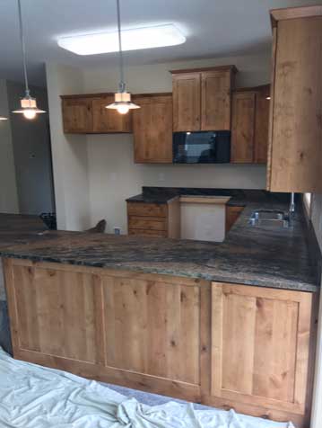 th-custom-kitchen-in-new-home-2